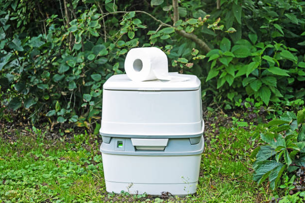 Best Portable bathroom rental  in La Harpe, IL